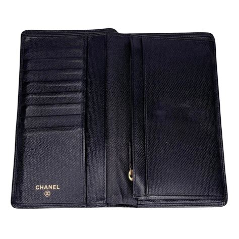 CHANEL Grained Calfskin CC Button Y